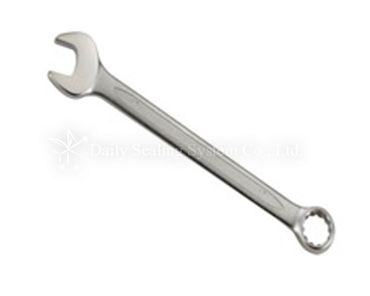 COMBINATION WRENCH